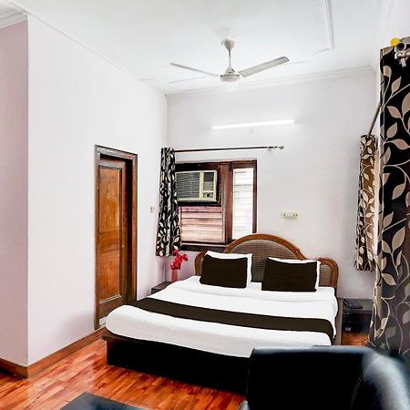 Super Hotel O Krishna Nagar Chowk Near Ongc Dehradun Exteriör bild